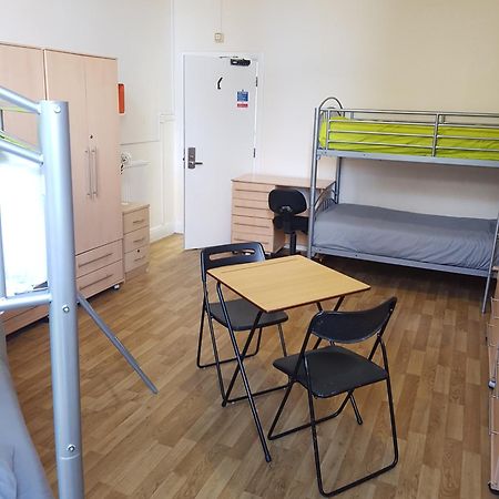 Belsize House Hostel London Room photo